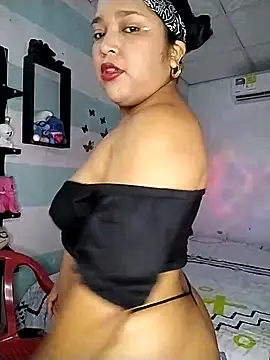 Snapshot of Angelly_ricura chatting on November 2025 02:28:01 PM Angelly ricura online show from November 2025 02:28:01 PM