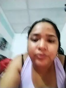 Snapshot of Angelly_ricura chatting on November 2025 03:18:02 PM Angelly ricura online show from November 2025 03:18:02 PM