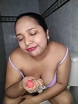 Snapshot of Angelly_ricura chatting on November 2025 04:55:01 PM Angelly ricura online show from November 2025 04:55:01 PM