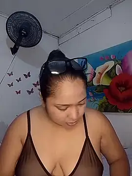 Snapshot of Angelly_ricura chatting on March 2026 06:13:02 PM Angelly ricura online show from March 2026 06:13:02 PM