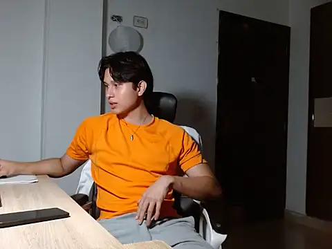 Snapshot of TeddyBear_07 chatting on September 2025 01:33:02 PM TeddyBear 07 online show from September 2025 01:33:02 PM