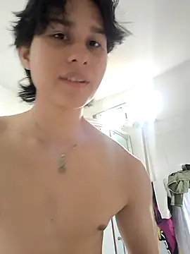 Snapshot of TeddyBear_07 chatting on October 2025 12:57:02 PM TeddyBear 07 online show from October 2025 12:57:02 PM