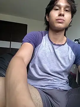 Snapshot of TeddyBear_07 chatting on November 2025 12:28:01 PM TeddyBear 07 online show from November 2025 12:28:01 PM