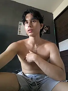 Snapshot of TeddyBear_07 chatting on November 2025 12:48:02 PM TeddyBear 07 online show from November 2025 12:48:02 PM