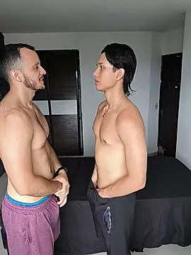 Snapshot of TeddyBear_07 chatting on December 2025 12:32:02 PM TeddyBear 07 online show from December 2025 12:32:02 PM