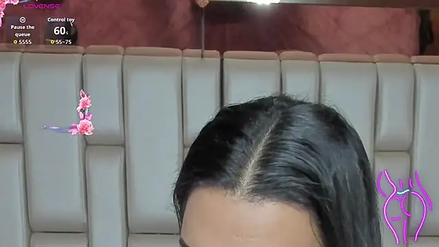 Snapshot of Ava_Cristi chatting on April 2026 07:03:02 AM Ava Cristi online show from April 2026 07:03:02 AM