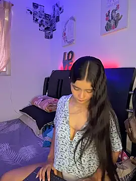 Snapshot of Ashley_and_Zoe chatting on April 2026 02:03:02 PM Ashley and Zoe online show from April 2026 02:03:02 PM