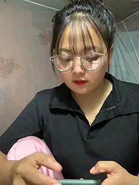 July-y online show from September 2025 02:11:02 AM