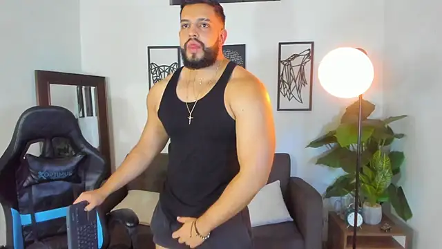 Justin kingX7 online show from February 2026 03:28:02 AM