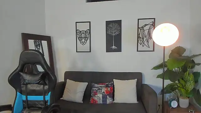 Justin kingX7 online show from March 2026 01:44:02 AM