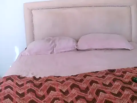 Snapshot of cherrymuffins chatting on March 2026 07:25:01 AM cherrymuffins online show from March 2026 07:25:01 AM