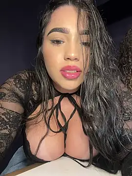 SofiaWildee online show from June 2026 11:42:01 PM