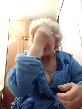 52MiaLove02 online show from April 2026 05:07:02 PM