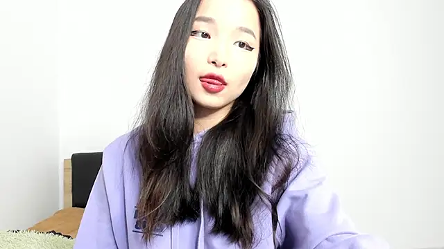 Soyun Mia online show from February 2026 02:21:02 PM