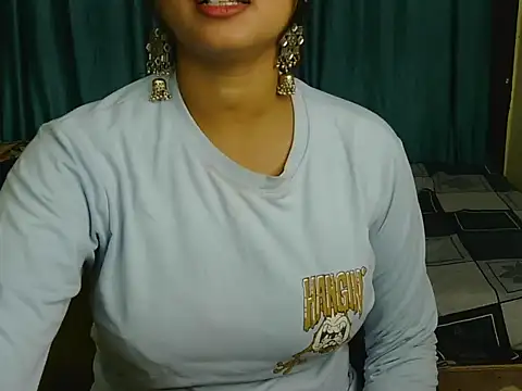 Snapshot of priya-kumari22 chatting on October 2025 04:21:01 AM priya-kumari22 online show from October 2025 04:21:01 AM