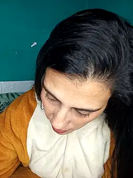 kariciasecreta online show from November 2025 12:44:01 AM