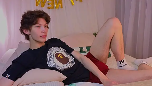  Den1s  online show from December 2025 12:44:02 PM