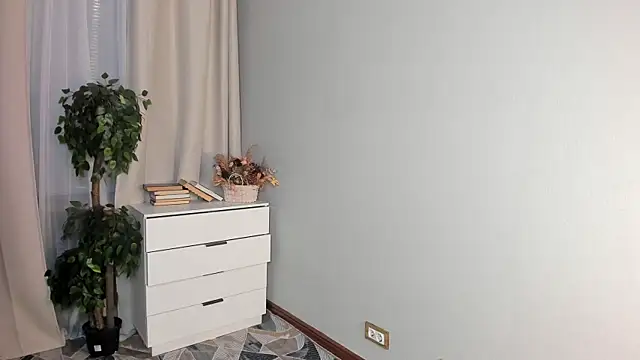 ErinBissonnette online show from March 2026 07:15:02 PM