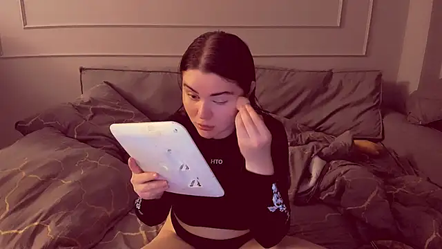 Snapshot of Isabellaprincess chatting on November 2025 09:36:01 PM Isabellaprincess online show from November 2025 09:36:01 PM