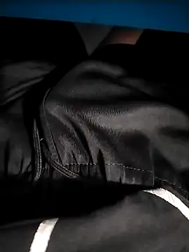 Snapshot of Thanhk77777 chatting on November 2025 11:32:02 AM Thanhk77777 online show from November 2025 11:32:02 AM