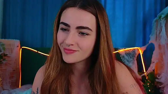 Snapshot of EllaParker chatting on October 2025 07:18:01 AM EllaParker online show from October 2025 07:18:01 AM