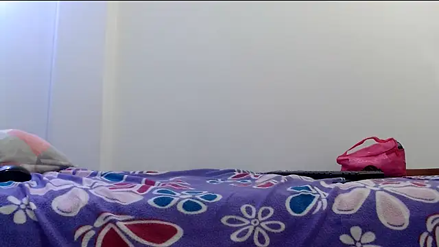 Snapshot of ashlyanaldeep18 chatting on November 2025 02:13:01 AM ashlyanaldeep18 online show from November 2025 02:13:01 AM