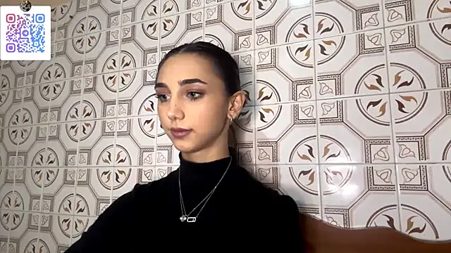 LinaMour online show from December 2025 10:29:02 PM