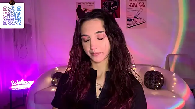 LinaMour online show from March 2026 10:25:01 PM