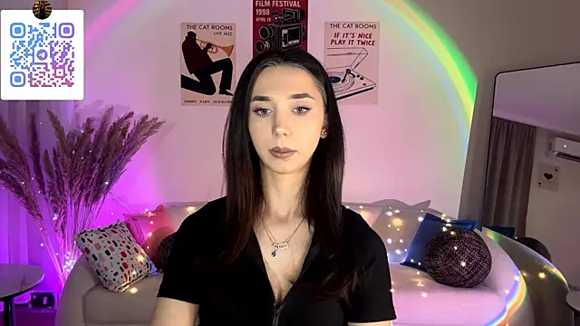 LinaMour online show from July 2026 10:14:02 PM