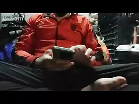 yazinyazin1 online show from April 2026 03:31:02 PM