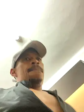 Snapshot of fitsexyman chatting on October 2025 01:32:02 PM fitsexyman online show from October 2025 01:32:02 PM