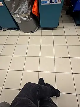 Snapshot of sisman31 chatting on October 2025 10:19:01 PM sisman31 online show from October 2025 10:19:01 PM