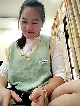 Snapshot of tuyetnhi-00 chatting on November 2025 12:43:01 AM tuyetnhi-00 online show from November 2025 12:43:01 AM