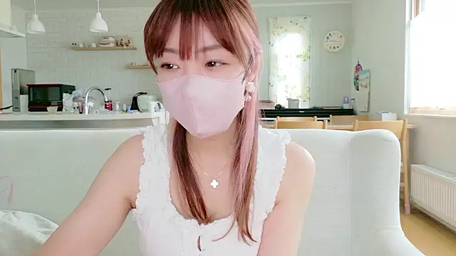 Snapshot of SUZU_1201 chatting on May 2026 12:16:02 AM SUZU 1201 online show from May 2026 12:16:02 AM