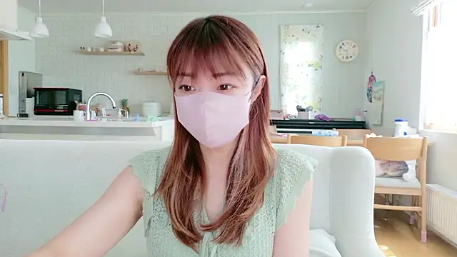 Snapshot of SUZU_1201 chatting on May 2026 12:29:01 AM SUZU 1201 online show from May 2026 12:29:01 AM
