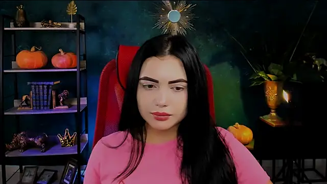 NaomiWilsons online show from October 2025 08:15:02 AM