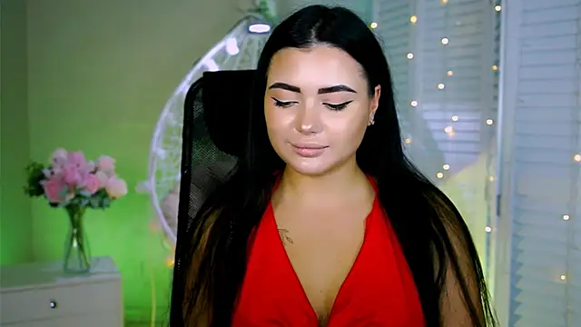 NaomiWilsons online show from November 2025 12:55:01 PM