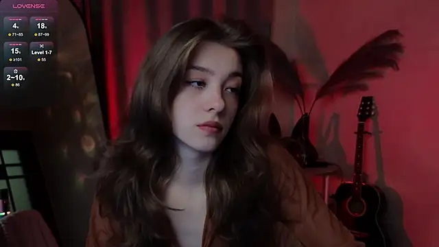 AstraMist online show from October 2025 01:54:01 PM