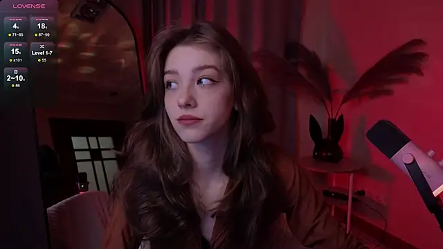 AstraMist online show from October 2025 03:01:02 PM