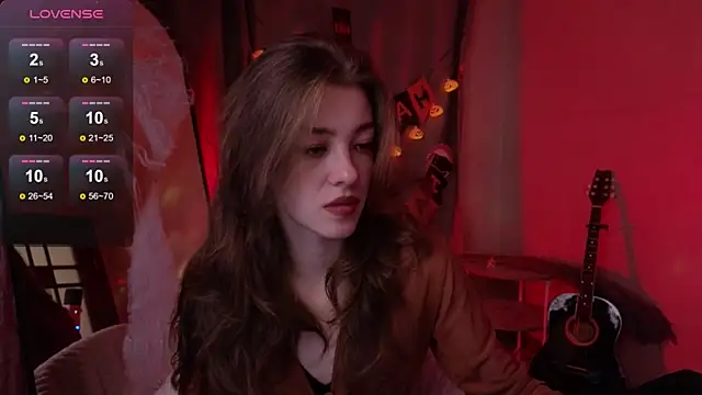 AstraMist online show from October 2025 03:57:02 PM