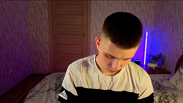 Denisx444 online show from October 2025 09:54:02 AM