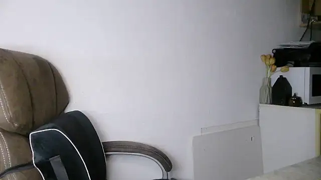 MartaXLove online show from April 2026 06:19:02 PM