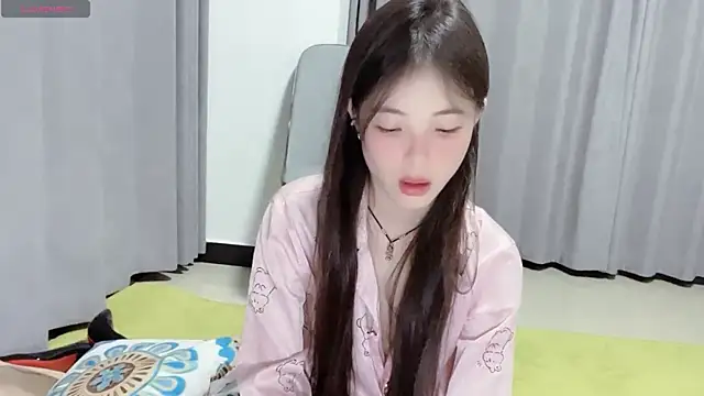 Snapshot of nuonuo321 chatting on November 2025 10:37:02 AM nuonuo321 online show from November 2025 10:37:02 AM