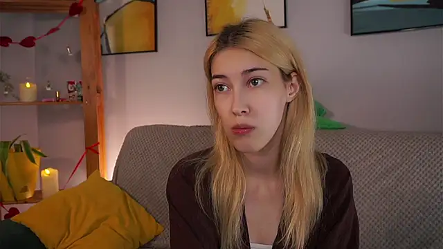 AngelicRice online show from March 2026 01:45:01 PM