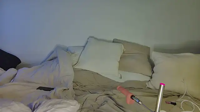 Horny mom40 online show from October 2025 08:41:01 PM