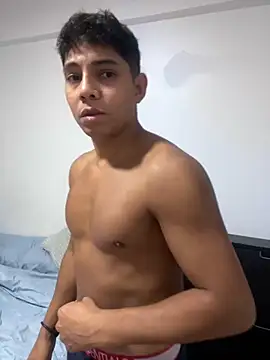 eduin069 online show from September 2025 09:39:02 PM