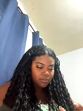 LunaSthena online show from October 2025 01:52:02 AM