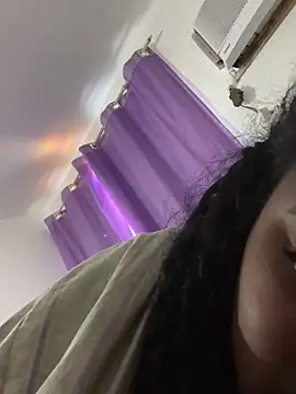 LunaSthena online show from December 2025 01:51:01 PM