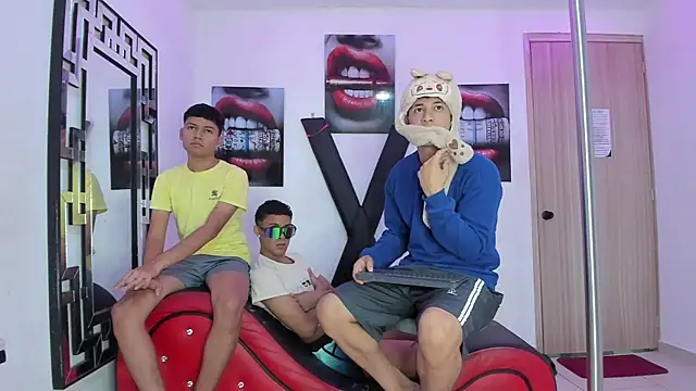 GRETTY BOYS online show from November 2025 07:30:02 AM