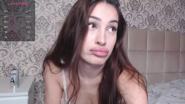 Snapshot of Luna_Sax chatting on October 2025 11:32:02 AM Luna Sax online show from October 2025 11:32:02 AM